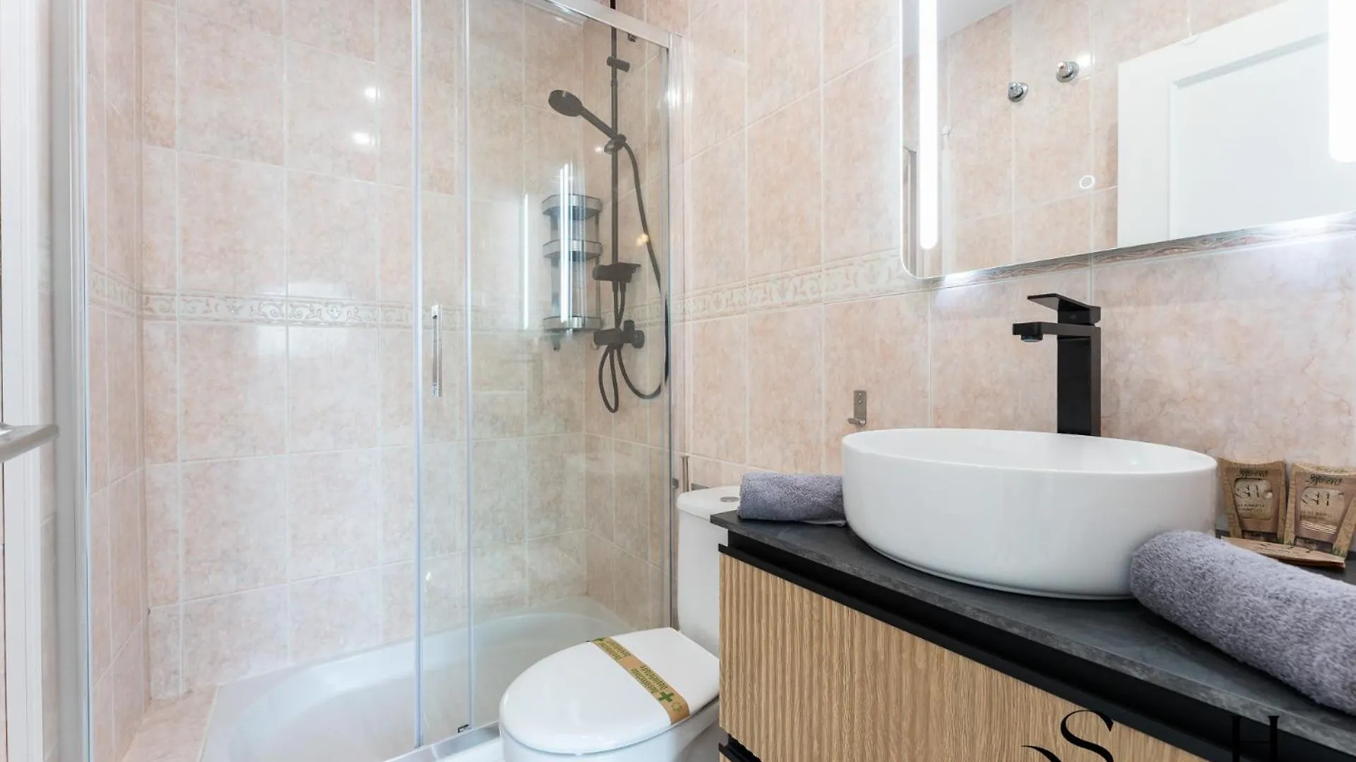 Central Seaside Lux 1Min Away To Beach With Terrace Fuengirola